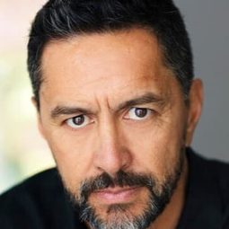 Kirk Torrance - 我不是她演員 飾演Gerald Davis