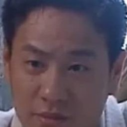 連聯 飾演 Man