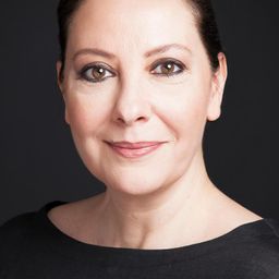 艾達·阿克塞 飾演 Guler