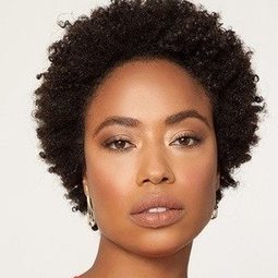 瑪莉安娜·努涅斯 飾演 Cida