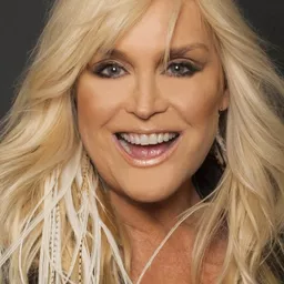 Catherine Hickland 飾演 Jenny