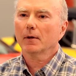 詹姆斯·葛里肯浩斯 - 威龍猛探導演