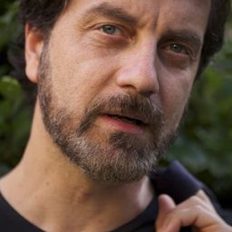 菲力波·吉利 飾演 