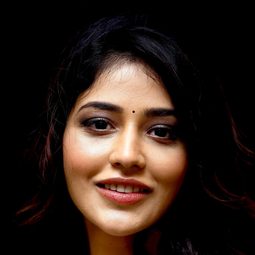 普拉揚卡·賈瓦卡爾 - 蒂洛廣場演員 飾演A Woman in a Pub