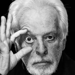 亞歷山大·尤杜洛斯基 飾演 El Topo