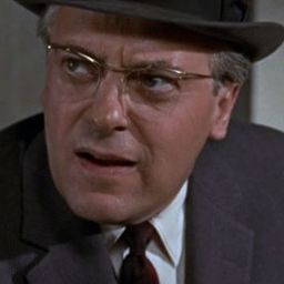 Robert MacLeod - 凶兆演員 飾演Horton