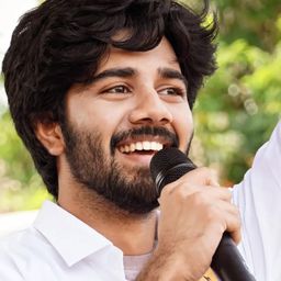 Ram Nithin 飾演 Manoj