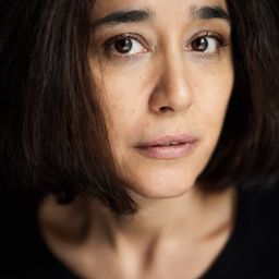 Dorka Gryllus 飾演 Mutter