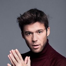 納丘·蒙泰斯 飾演 Juan