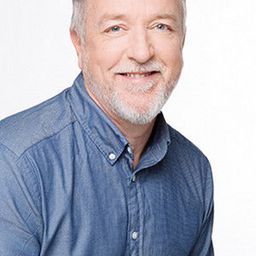 Mikael Rejström - Never Alone演員 飾演Congregation Elder