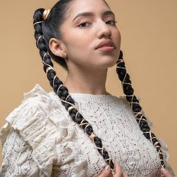 Renata Flores 飾演 Urpi