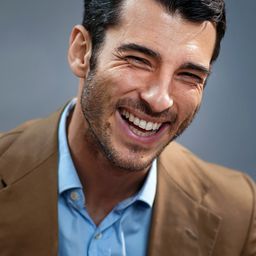 Marco Aiello 飾演 Pasquale Raso