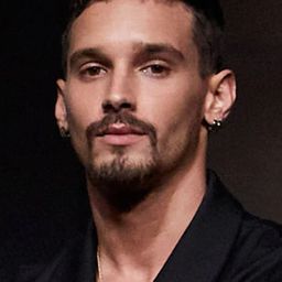 霍埃爾·桑切斯 飾演 Daniel