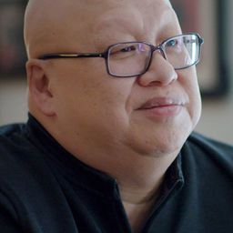 方國民 飾演 Self