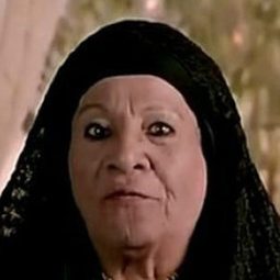 圖拉亞·易卜拉欣 - Auntie Faransa演員 飾演