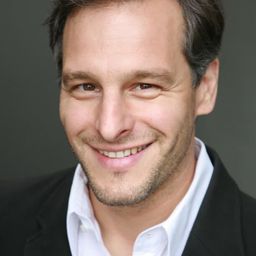 Sebastian Nakajew - 羅斯托克排外風雲演員 飾演