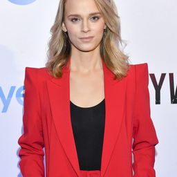 Grażyna Sobocińska - 歌姬初現演員 飾演girl