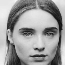 Wiktoria Filus - 率性女神演員 飾演Nina