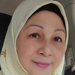 Dian P. Ramlee 飾演 Sakinah (ibu Budi)