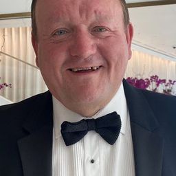 戴夫特納 - 老橡樹酒館演員 飾演TJ Ballantyne