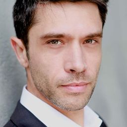 Jadran Malkovich 飾演 Jacob