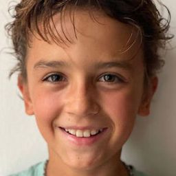 Valentin Thatenhorst 飾演 Milan