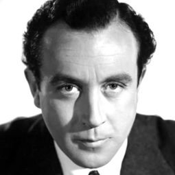 Dennis Price - Son of Dracula演員 飾演Van Helsing