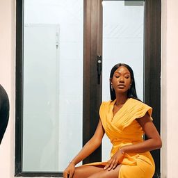 托米·歐裘 飾演 Simi