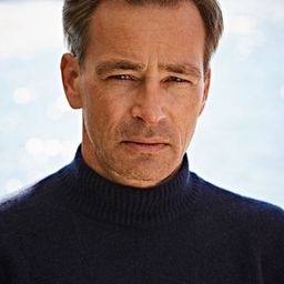 簡·索蘇奈克 飾演 Sven Ehlers