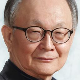 Kim Jae-geon 飾演 Chairman Kang