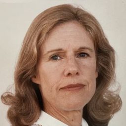 法蘭西絲·史坦海根 飾演 Self