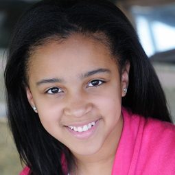Elizabeth Dampier - 公主與青蛙演員 飾演Young Tiana (voice)