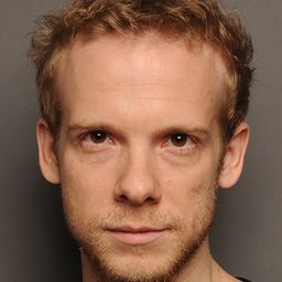 Fernando Ramallo 飾演 David Dalenski