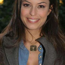 Sara Tommasi 飾演 Barbara