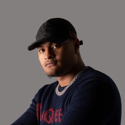 Spenny - ONEFOUR：饒舌魂不死演員 飾演Self