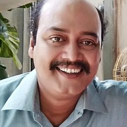 Arindol Bagchi 飾演 Ashwini Babu