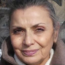 Eli Skorcheva 飾演 Blaga Naumova