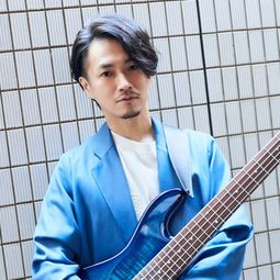 武田祐介 飾演 Self