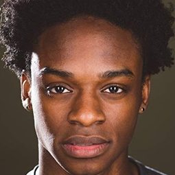 Austin Crute 飾演 Jack