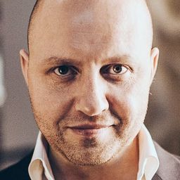 Mikhail Petrenko 飾演 Lodovico