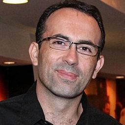 帕奇·亞梅斯夸 - 行走的正義編劇