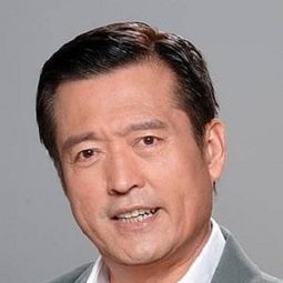 檢場 飾演 Uncle Shen