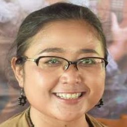 Endah Laras 飾演 Aunt Juno