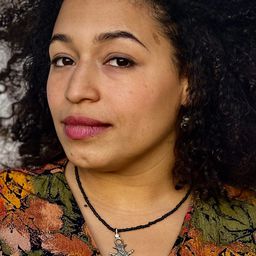 Celina Schleicher - 世紀婚魘演員 飾演Maid #3