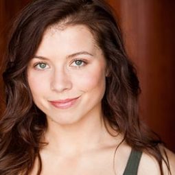 Malerie Grady 飾演 Toofie