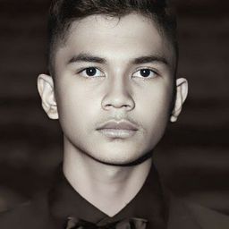 穆札基·拉馬丹 飾演 Bergas (Wulan's son)