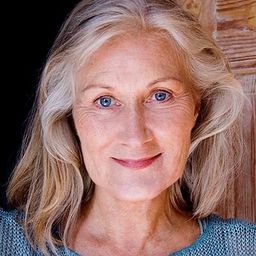 Hedi Kriegeskotte 飾演 Margrit Walter