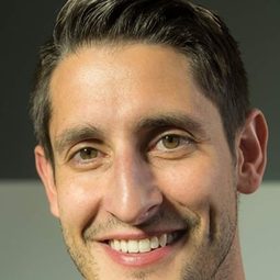 Bj Verot - Love in Design演員 飾演Cameraman