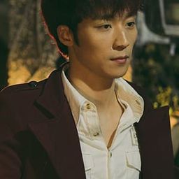 卞慶華 飾演 Jhang Ting-Wei