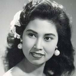 Aminah Cendrakasih 飾演 Mak Nyak